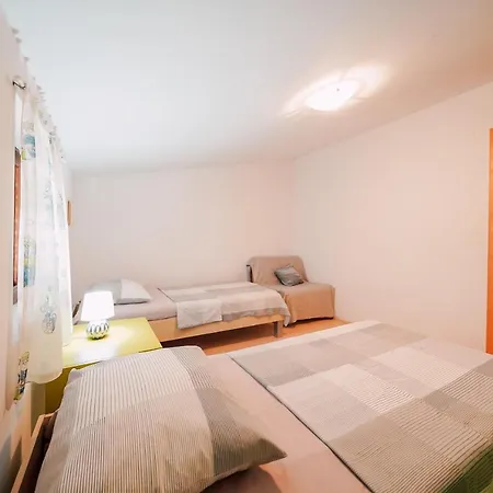 2 * Ljubac (Zadar)